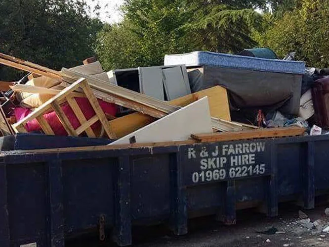 R & J Farrow Skip Hire